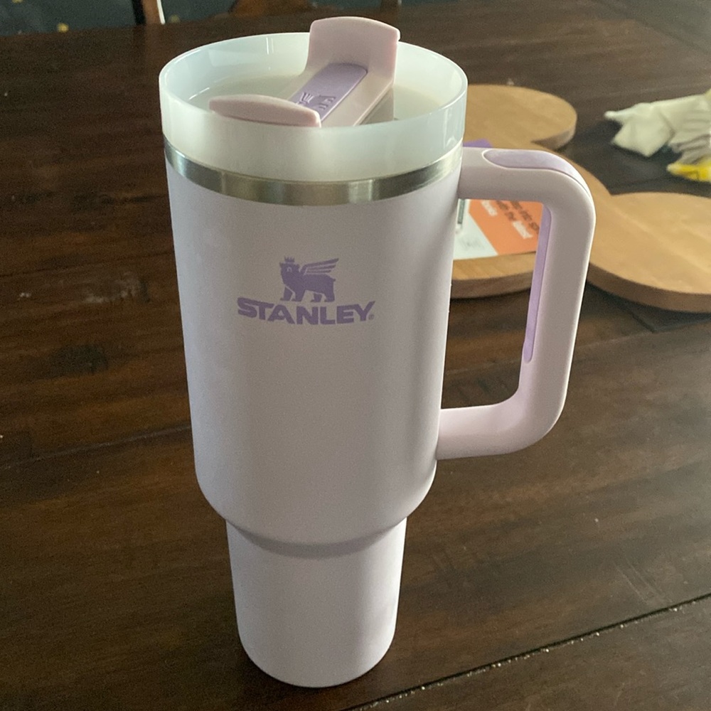 Matte Orchid Purple 40oz Stanley